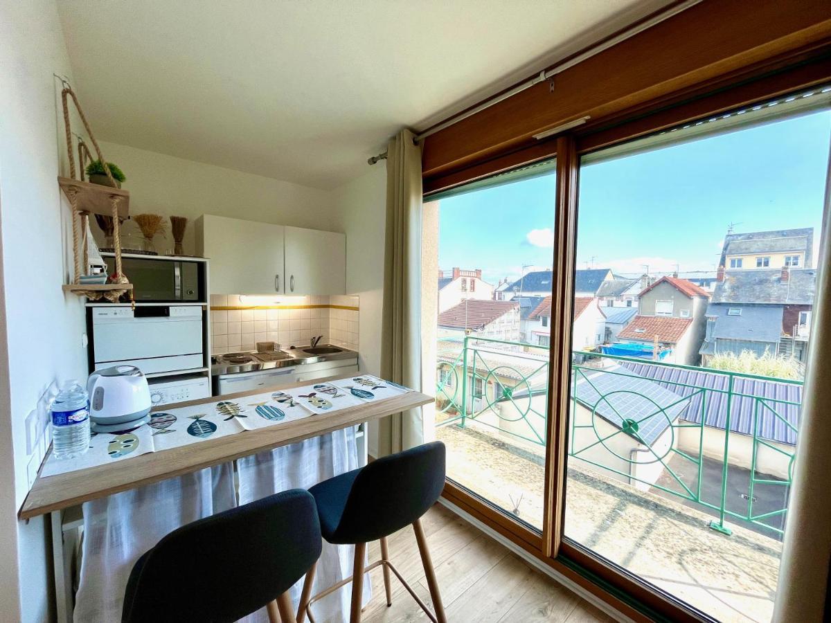 Salm, Coquet Avec Balcon