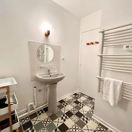 Salm, Coquet Studio Avec Balcon Ouistreham Exterior photo